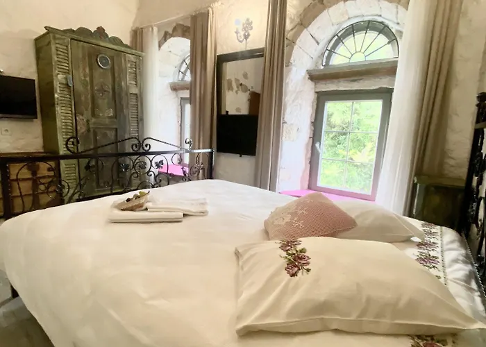 Mahzen By D'azur Hotel